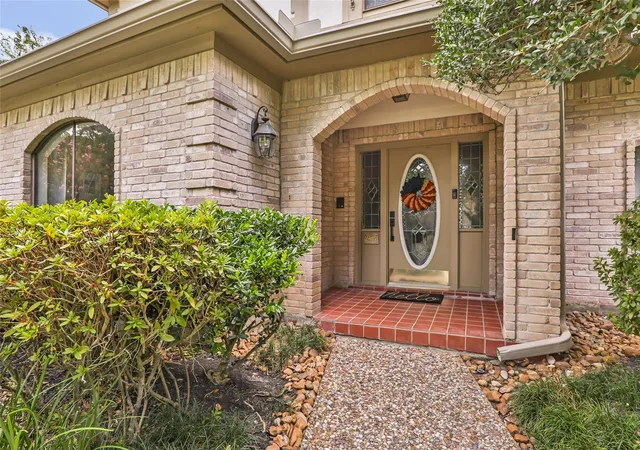 4th image of 2407 Trail River Dr, Kingwood, TX 77345 | MLS# 57774033
