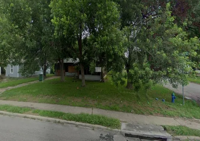 Photo 1 of Sale Pending at 5235 Bellfort St, Houston, TX 77033 | MLS# 38181569 | Listing updated on 2026-09-02