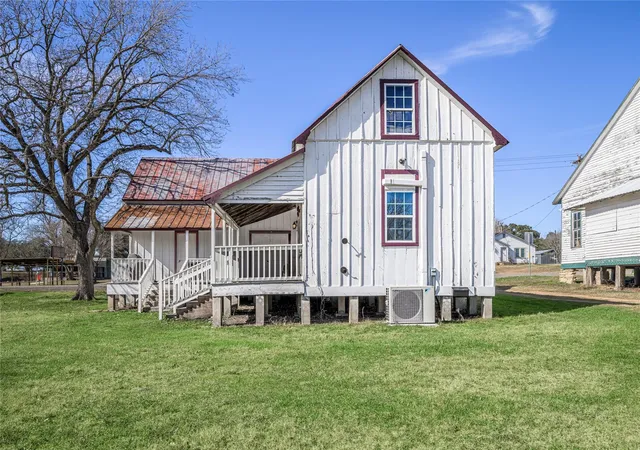 5th image of 4391 Tx-237, Round Top, TX 78954 | MLS# 72465580