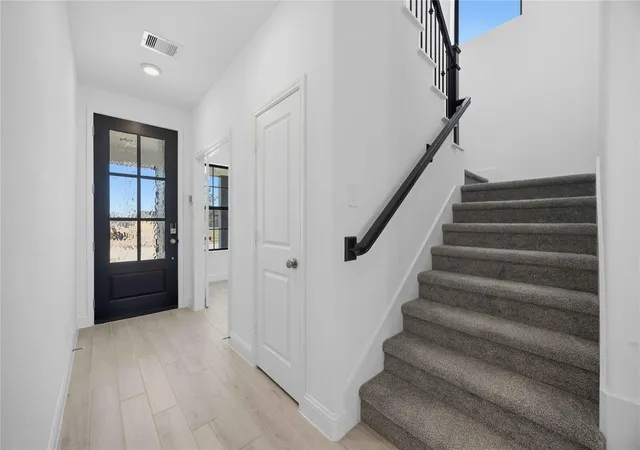 3rd image of 1614 Forest Mist Dr, Missouri City, TX 77459 | MLS# 97732399