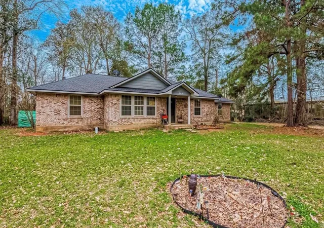 2nd image of 643 County Rd 3706a Dr, Splendora, TX 77372 | MLS# 80847346