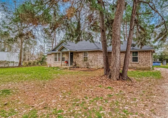 Photo 3 of Sale Pending at 643 County Rd 3706a Dr, Splendora, TX 77372 | MLS# 80847346 | Listing updated on 2026-10-06