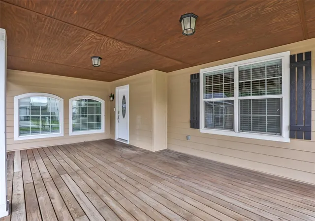 4th image of 202 E Kay St, Dayton, TX 77535 | MLS# 88610700