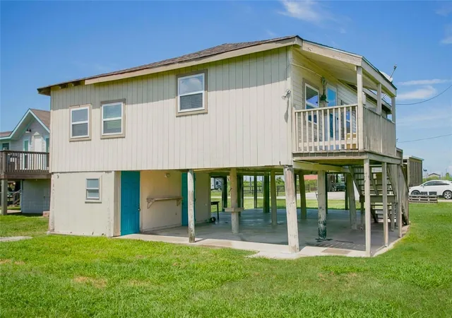 Photo 3 of Single family home for sale at 959 S East Rd, Port Bolivar, TX 77650 | MLS# 40827788 | Listing updated on 2026-09-16