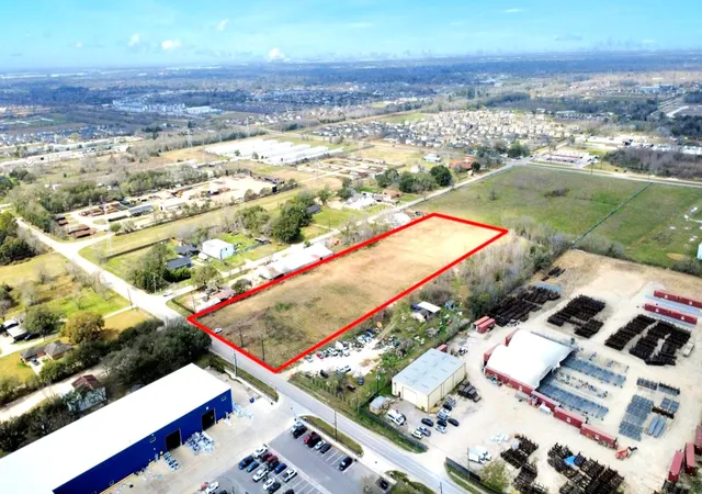 5th image of 5609 Almeda Genoa Rd, Houston, TX 77048 | MLS# 57865682