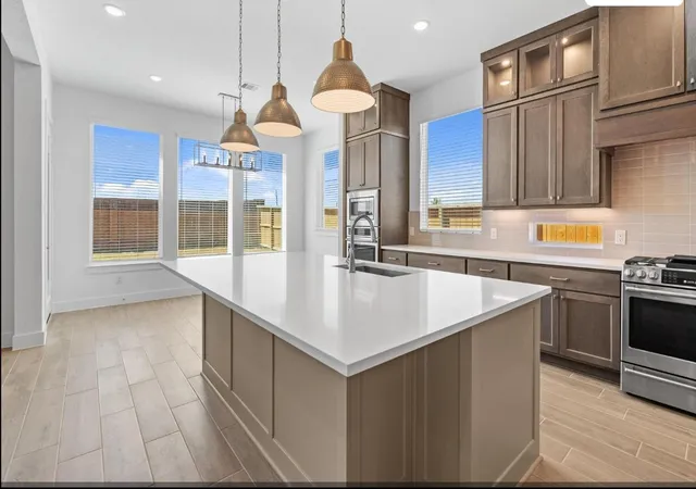 Photo 3 of Single family home for sale at 7002 Quaker Meadows Dr, Katy, TX 77493 | MLS# 77167521 | Listing updated on 2026-09-19