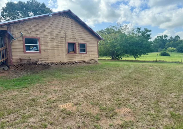 17th image of 1070 County Road 1620, Crockett, TX 75835 | MLS# 84202247