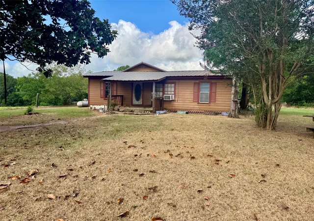2nd image of 1070 County Road 1620, Crockett, TX 75835 | MLS# 84202247
