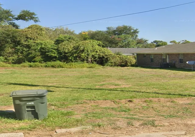 Photo 3 of Land for sale at 1055 Grant St, Beaumont, TX 77701 | MLS# 88097279 | Listing updated on 2026-06-29