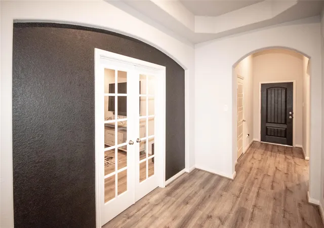 Photo 3 of Single family home for sale at 31526 Elkcreek Bnd Dr, Hockley, TX 77447 | MLS# 70812588 | Listing updated on 2026-08-31