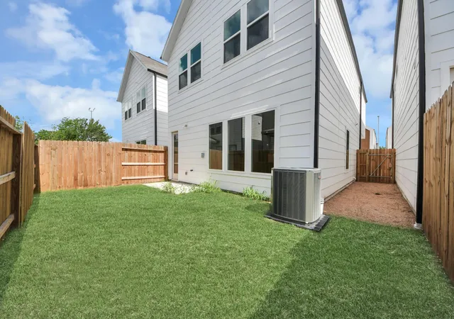 16th image of 4023 Boho Ln, Houston, TX 77045 | MLS# 60918486