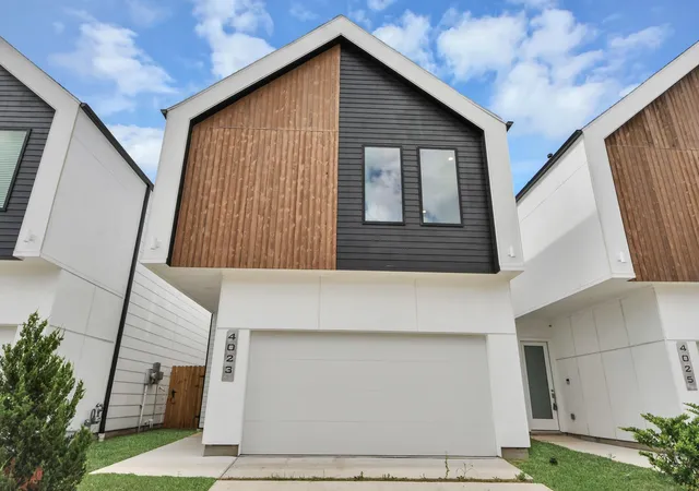 1st image of 4023 Boho Ln, Houston, TX 77045 | MLS# 60918486