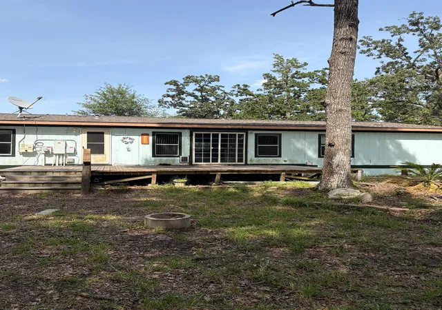 Photo 3 of Single family home for sale at 17718 Wooded Trl, Conroe, TX 77302 | MLS# 85276974 | Listing updated on 2026-08-28