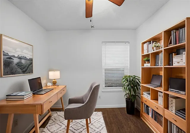 Photo 3 of Sale Pending at 5139 Kilkenny Dr, Houston, TX 77048 | MLS# 41065767 | Listing updated on 2026-09-12