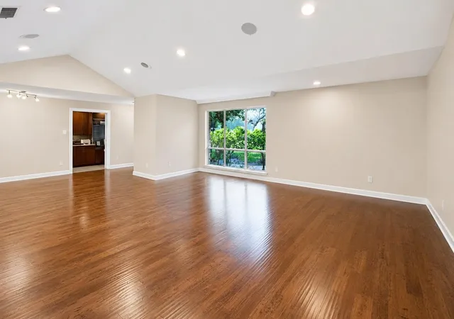 4th image of 2320 Gramercy St, Houston, TX 77030 | MLS# 2520656