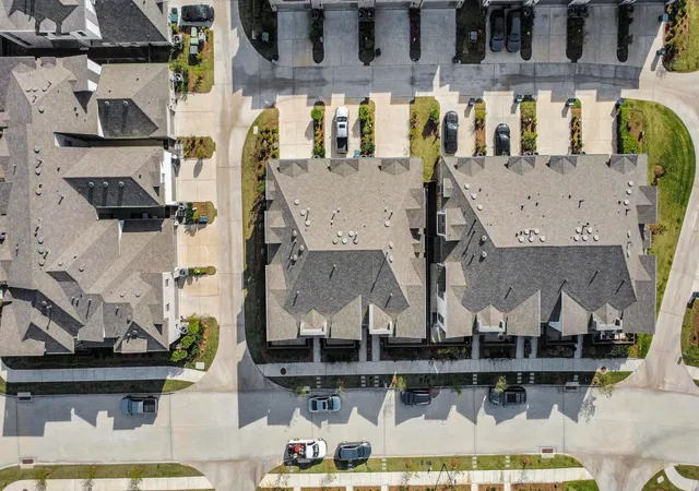 Photo 2 of Townhouse for sale at 16646 Texas Hl Country Rd, Cypress, TX 77433 | MLS# 28072878 | Listing updated on 2026-09-12