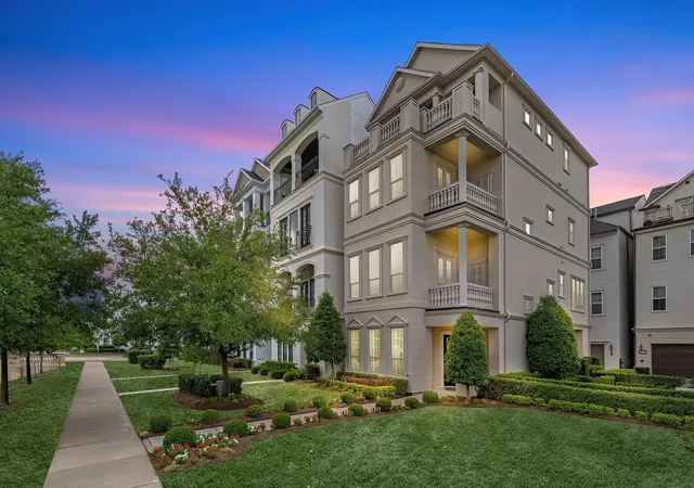 1st image of 3709 Somerset Commons Ln, Houston, TX 77055 | MLS# 73945066
