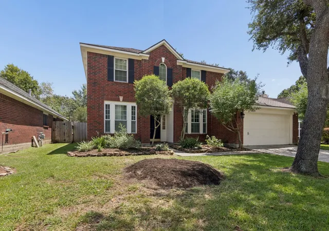 1st image of 4819 Stone Harbor Dr, Friendswood, TX 77546 | MLS# 35248510