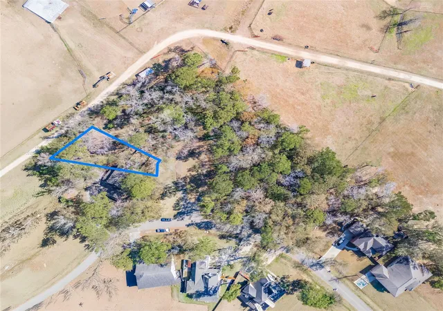 2nd image of 23 & 22=a Holly Springs Dr, Conroe, TX 77302 | MLS# 66672329