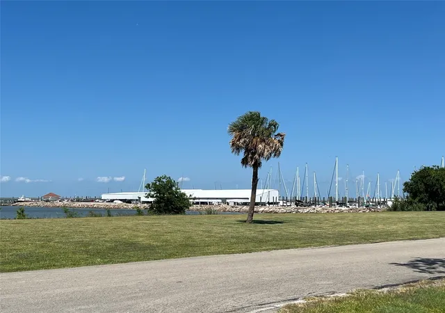 Photo 3 of Land for sale at Tbd Shadylawn Ave, La Porte, TX 77571 | MLS# 97082710 | Listing updated on 2026-03-02