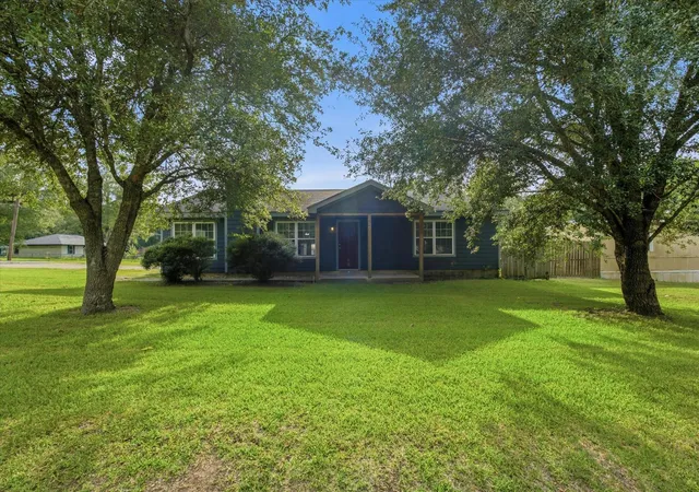 2nd image of 707 Layl Dr, Liberty, TX 77575 | MLS# 61056632