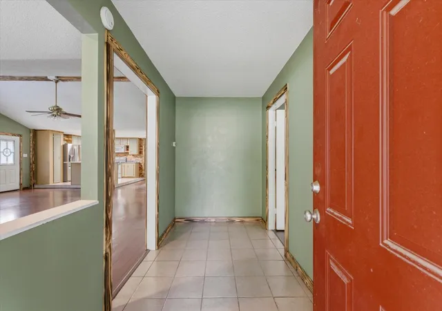 5th image of 707 Layl Dr, Liberty, TX 77575 | MLS# 61056632