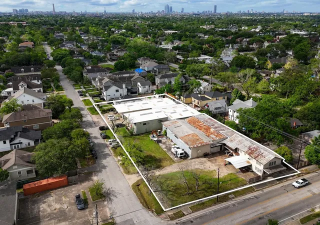 Photo 1 of Land for sale at 320 E 20th Street, Houston, TX 77008 | MLS# 39268177 | Listing updated on 2026-07-06