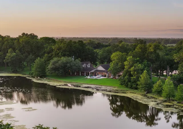 1st image of 8502 Stansberry Rd, Wallis, TX 77485 | MLS# 36427222