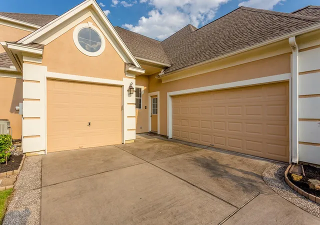 40th image of 14 Lake Mist Ct, Sugar Land, TX 77479 | MLS# 53783235