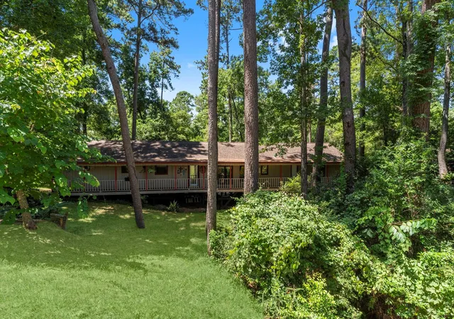 4th image of 114 Hillendale Dr, Livingston, TX 77351 | MLS# 55987015