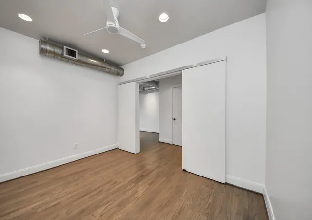 Photo 3 of Sale Pending at 1005 S Shepherd Dr #616, Houston, TX 77019 | MLS# 33247314 | Listing updated on 2026-08-20