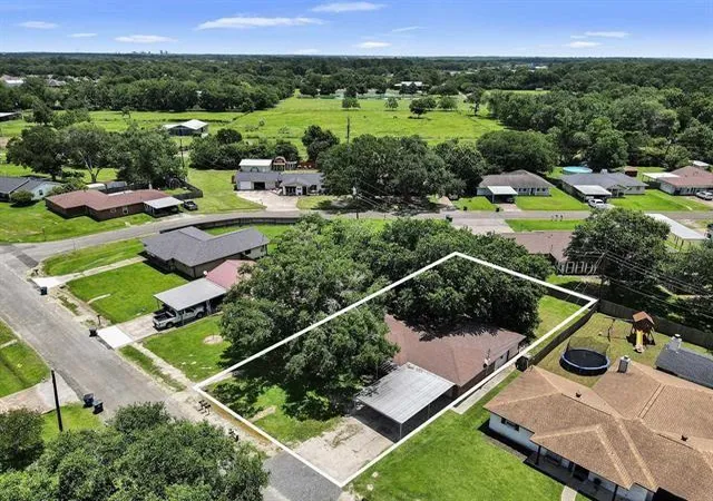 Homes for sale in Bridge City, TX | 315 David, Bridge City, TX 77611 | MLS# 71409265