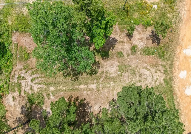 1st image of 13907 Willis Waukegan Rd, Conroe, TX 77303 | MLS# 76962126