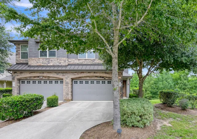 5th image of 18 Aventura Pl, Spring, TX 77389 | MLS# 33321082