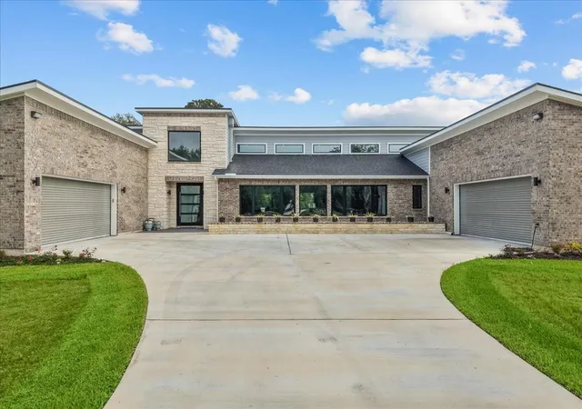 1st image of 7627 Scott Ave, Manvel, TX 77578 | MLS# 98241849