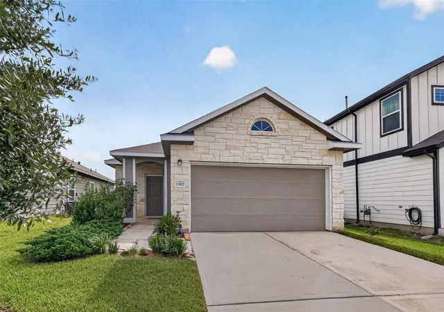 Photo 1 of Single family home for sale at 23927 Prairie Dust Dr, Hockley, TX 77447 | MLS# 43017949 | Listing updated on 2026-09-21