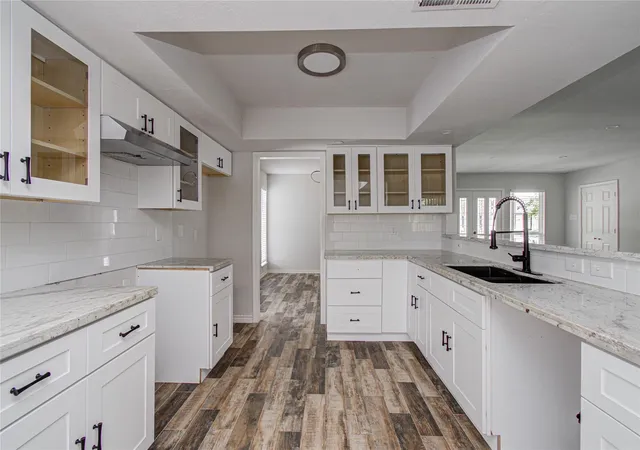 5th image of 5507 Braesvalley Dr, Houston, TX 77096 | MLS# 70130887