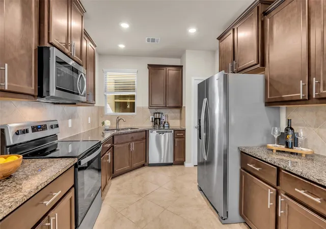 Photo 3 of Single family home for sale at 2923 Whitman Dr, Montgomery, TX 77356 | MLS# 458170 | Listing updated on 2026-09-15