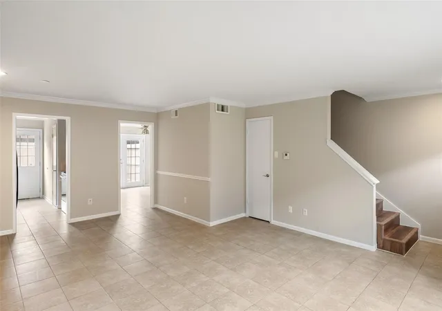 Photo 3 of Townhouse for sale at 515 Tallowood Rd #23, Houston, TX 77024 | MLS# 7241360 | Listing updated on 2026-09-04