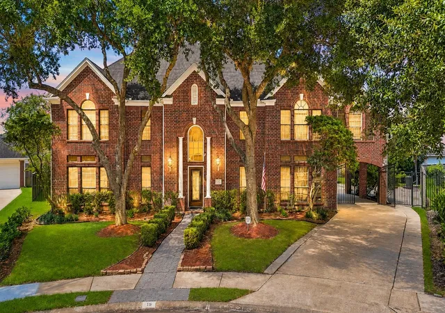 1st image of 16 Fosters Ct, Sugar Land, TX 77479 | MLS# 64822378