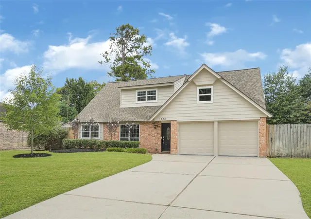 1st image of 1923 Spillers Ln, Houston, TX 77043 | MLS# 14701140