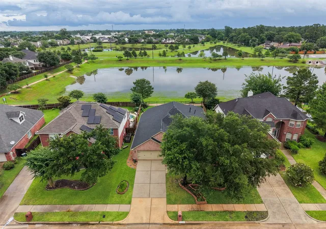 Homes for sale in Tomball, TX | 15830 Country Trl, Tomball, TX 77377 | MLS# 15164585