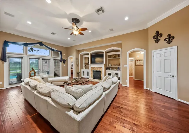 Homes for sale in Tomball, TX | 15830 Country Trl, Tomball, TX 77377 | MLS# 15164585