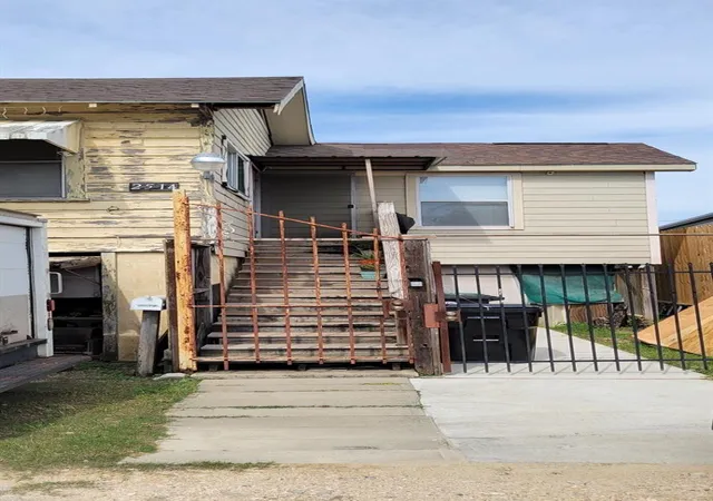 image of 2514 Churchill St, Houston, TX 77009 | MLS# 405215