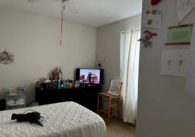 image of 2514 Churchill St, Houston, TX 77009 | MLS# 405215