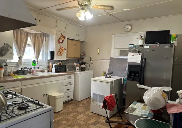 6th image of 2514 Churchill St, Houston, TX 77009 | MLS# 405215