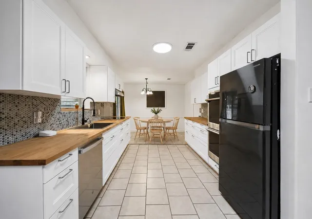 Photo 3 of Single family home for sale at 15919 Boatswain Ct, Crosby, TX 77532 | MLS# 23777677 | Listing updated on 2026-09-01