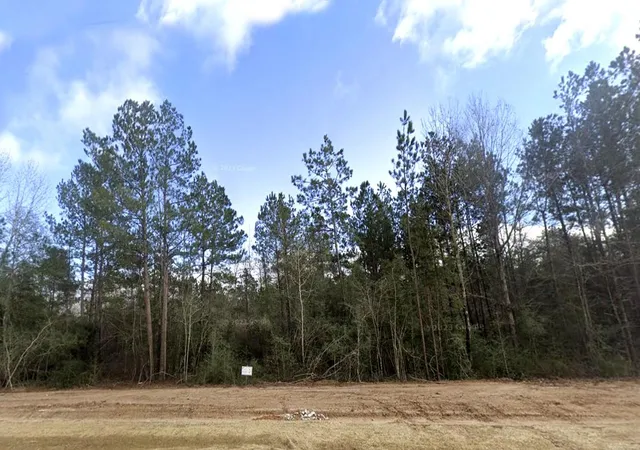 Photo 3 of Sale Pending at 15820 Ridge Rock Rd, Willis, TX 77378 | MLS# 10988542 | Listing updated on 2026-09-22