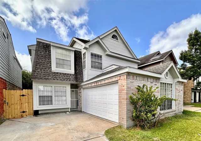 1st image of 6437 Chatham Island Ln, Houston, TX 77035 | MLS# 29971710