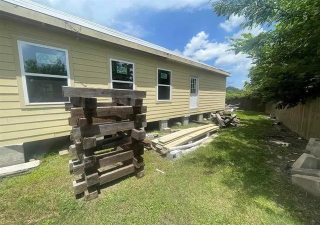 2nd image of 260 Rosen St, Bridge City, TX 77611 | MLS# 17326977